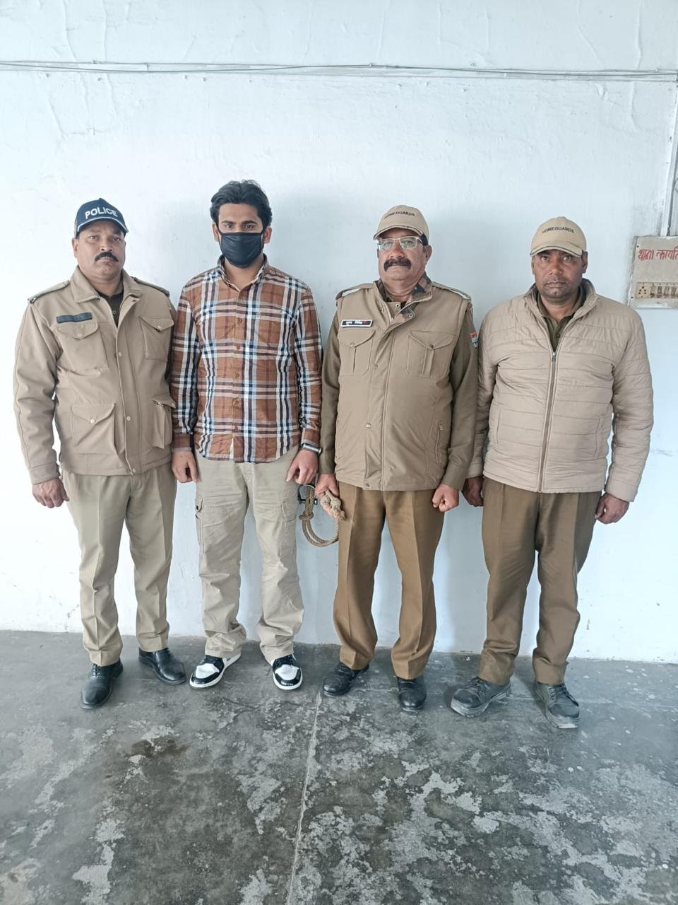 पुलिस ने किशोरी को भगा ले जाने वाला अभियुक्त पंजाब के जनपद अमृतसर से गिरफ्तार किया